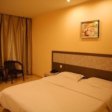 Huiquan Hotel Yantai Luaran gambar