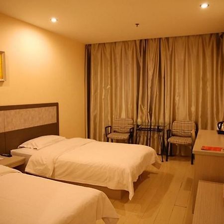 Huiquan Hotel Yantai Luaran gambar